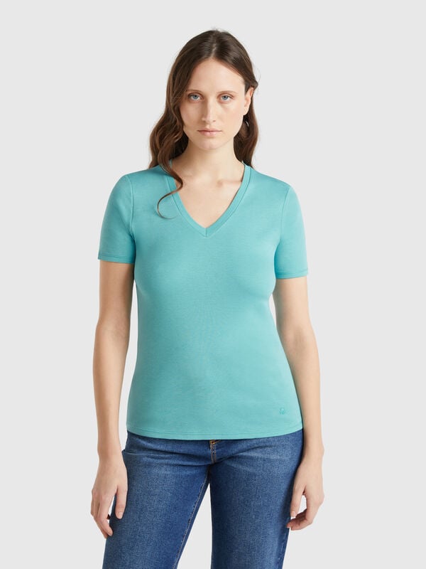 T-shirt verde acqua in puro cotone con scollo a V Donna