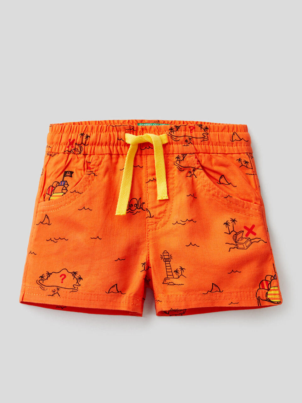 Shorts con stampa isola del tesoro image number null
