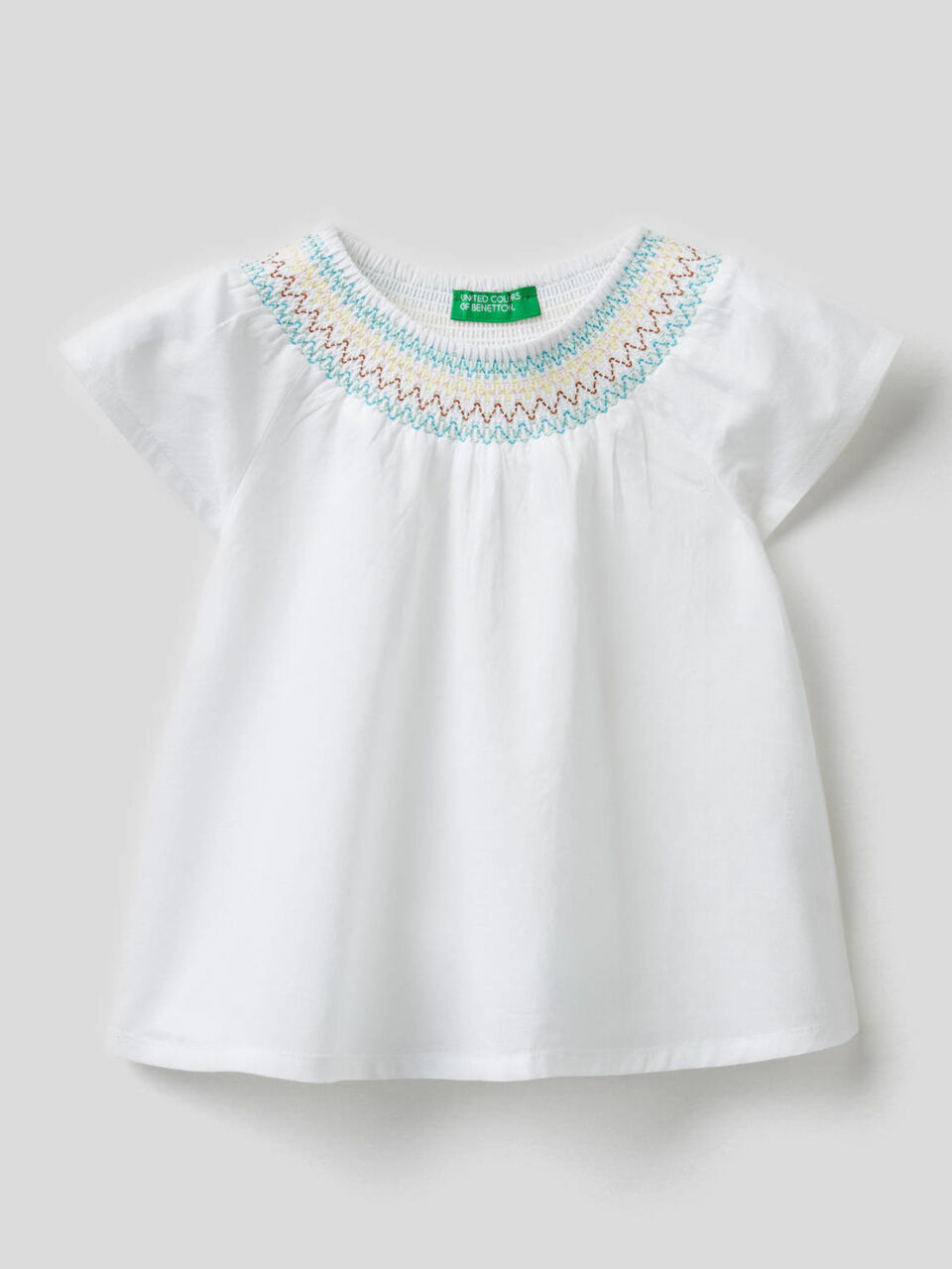 Blusa con collo ricamato image number 1
