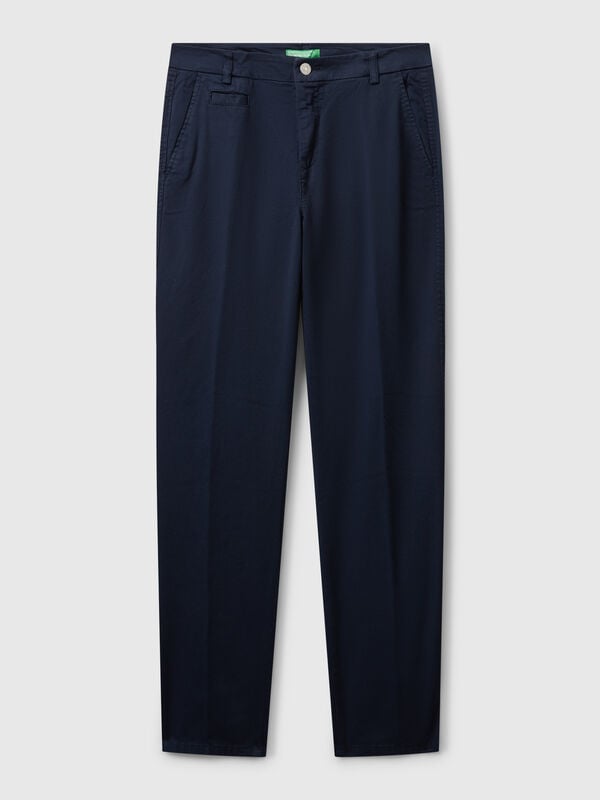 Chino slim fit in cotone blu scuro Chino slim fit in cotone blu scuro Donna
