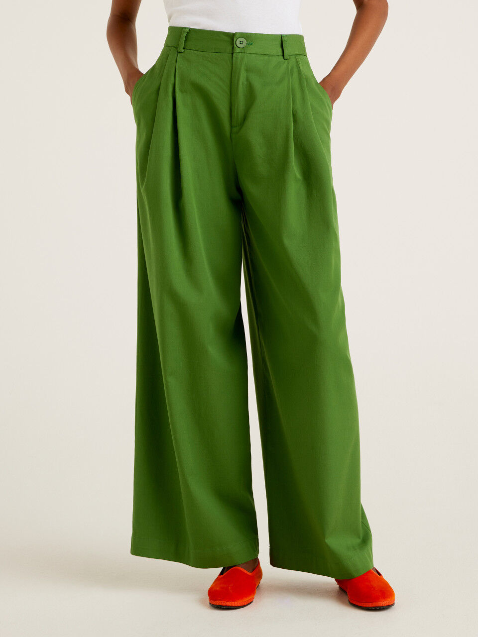 Pantaloni larghi benetton