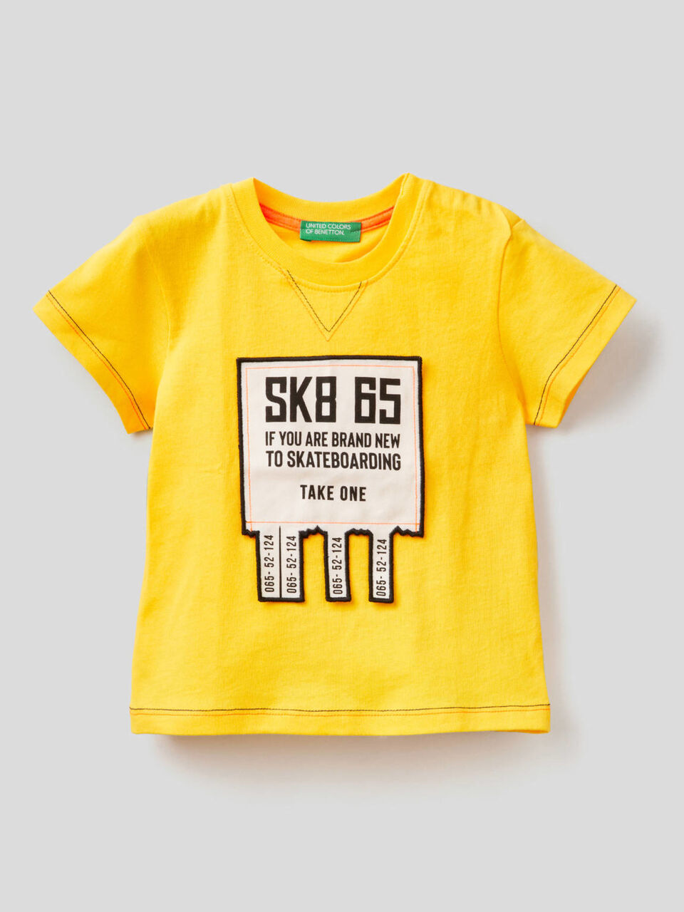 T-shirt con applicazione 3D image number 1
