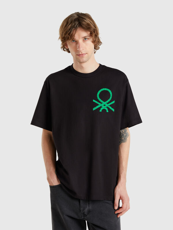 T-shirt con ricamo logo Uomo