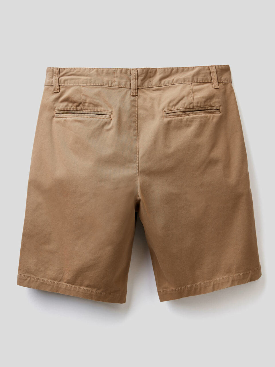 Bermuda chino stretch image number null