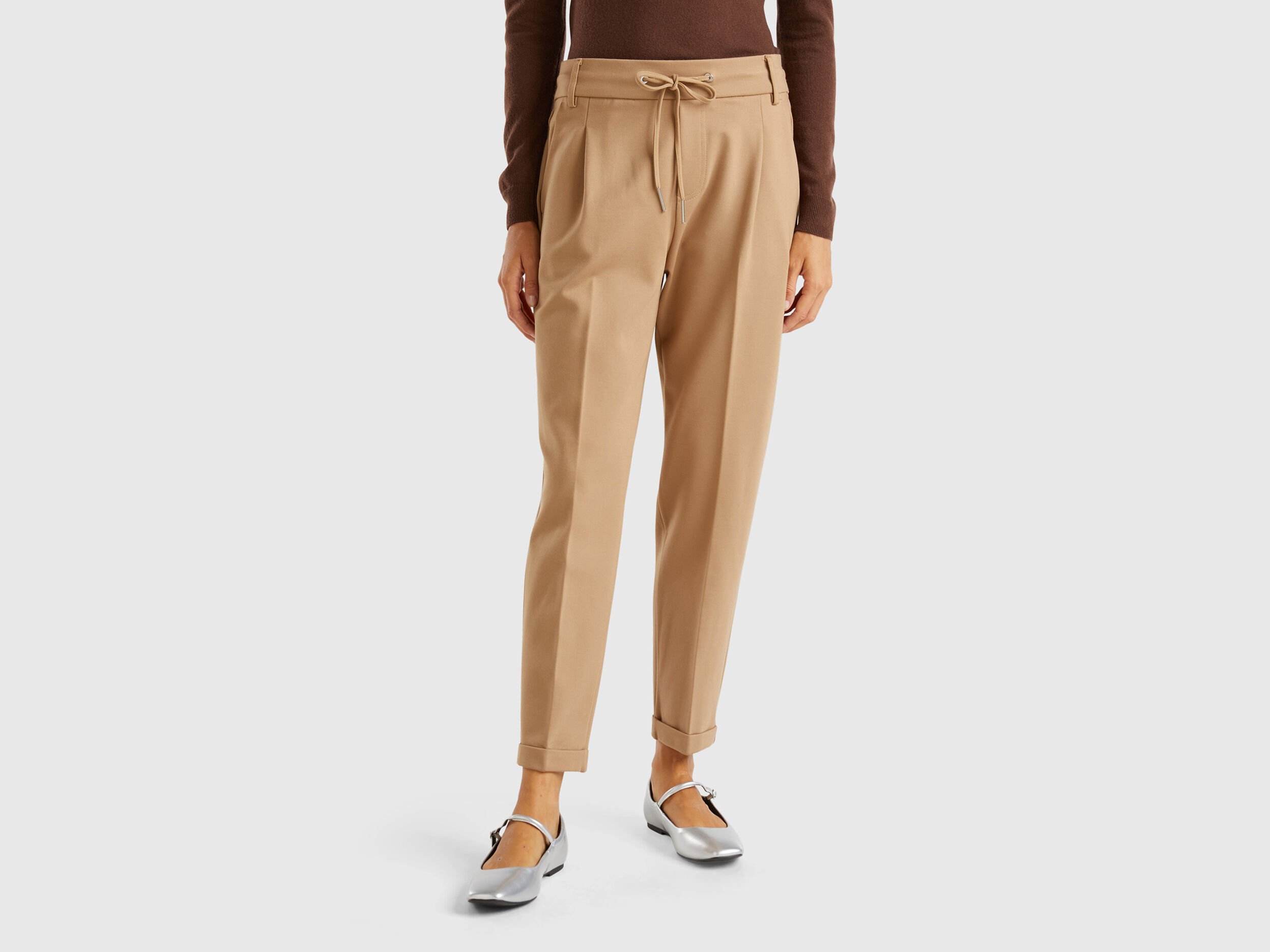 Pantaloni tinta unita con coulisse Cammello Benetton