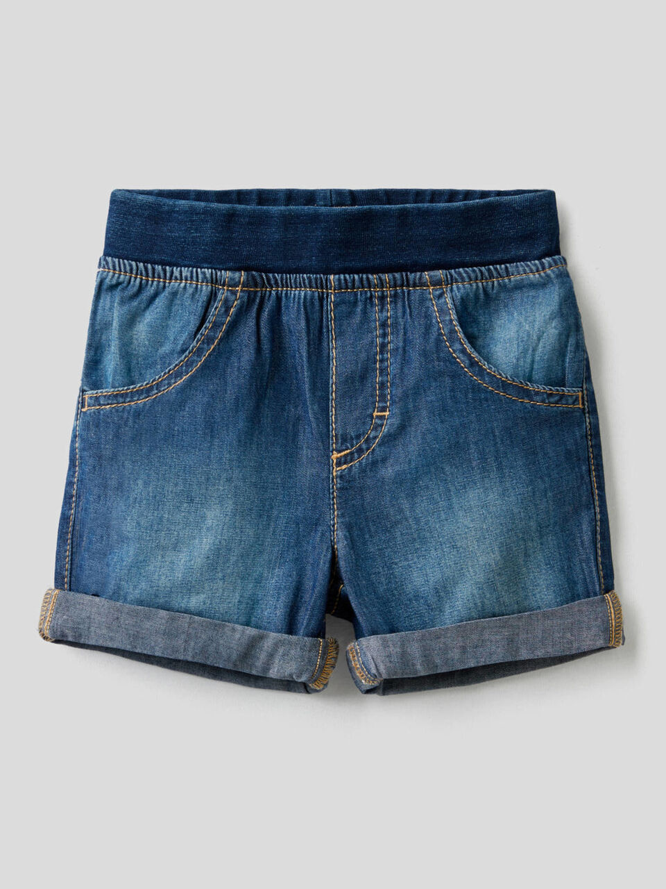 Bermuda effetto jeans con vita stretch image number 1