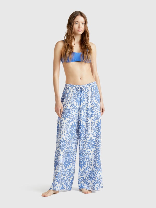 Pantaloni con stampa fantasia Donna