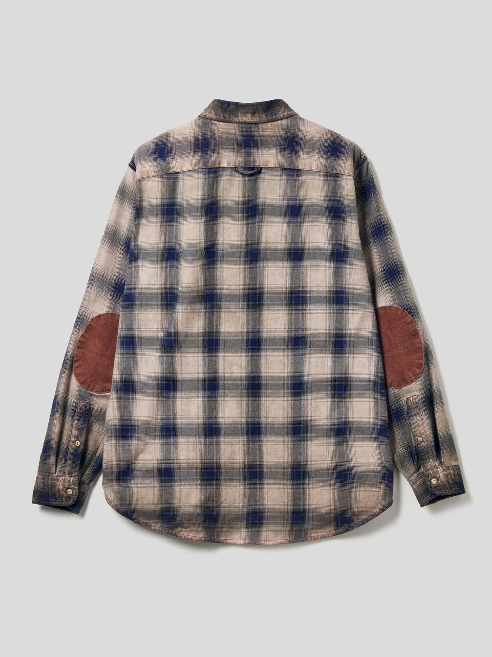 Camicia a quadri con toppe image number 2