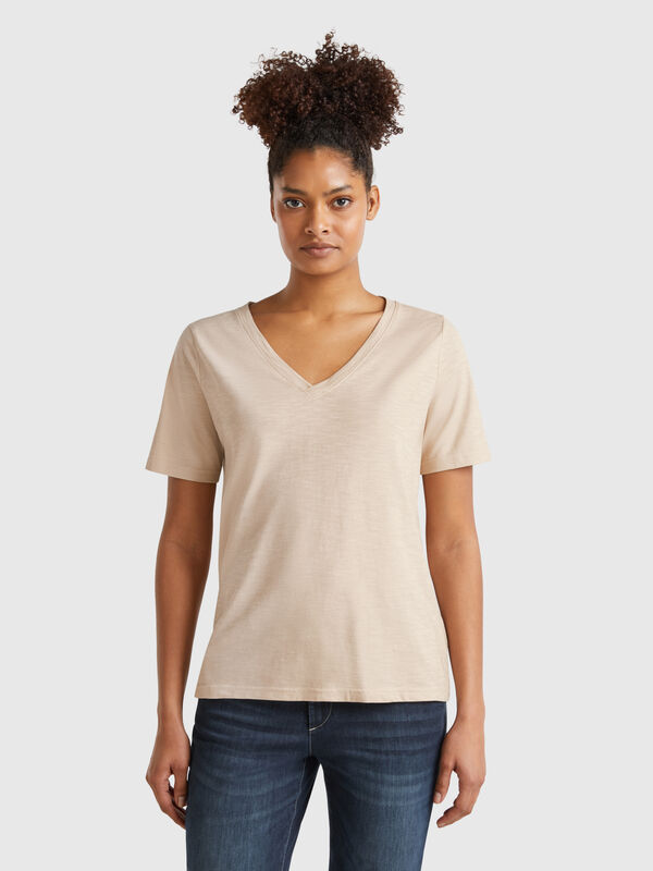 T-shirt scollo a V in cotone fiammato Donna