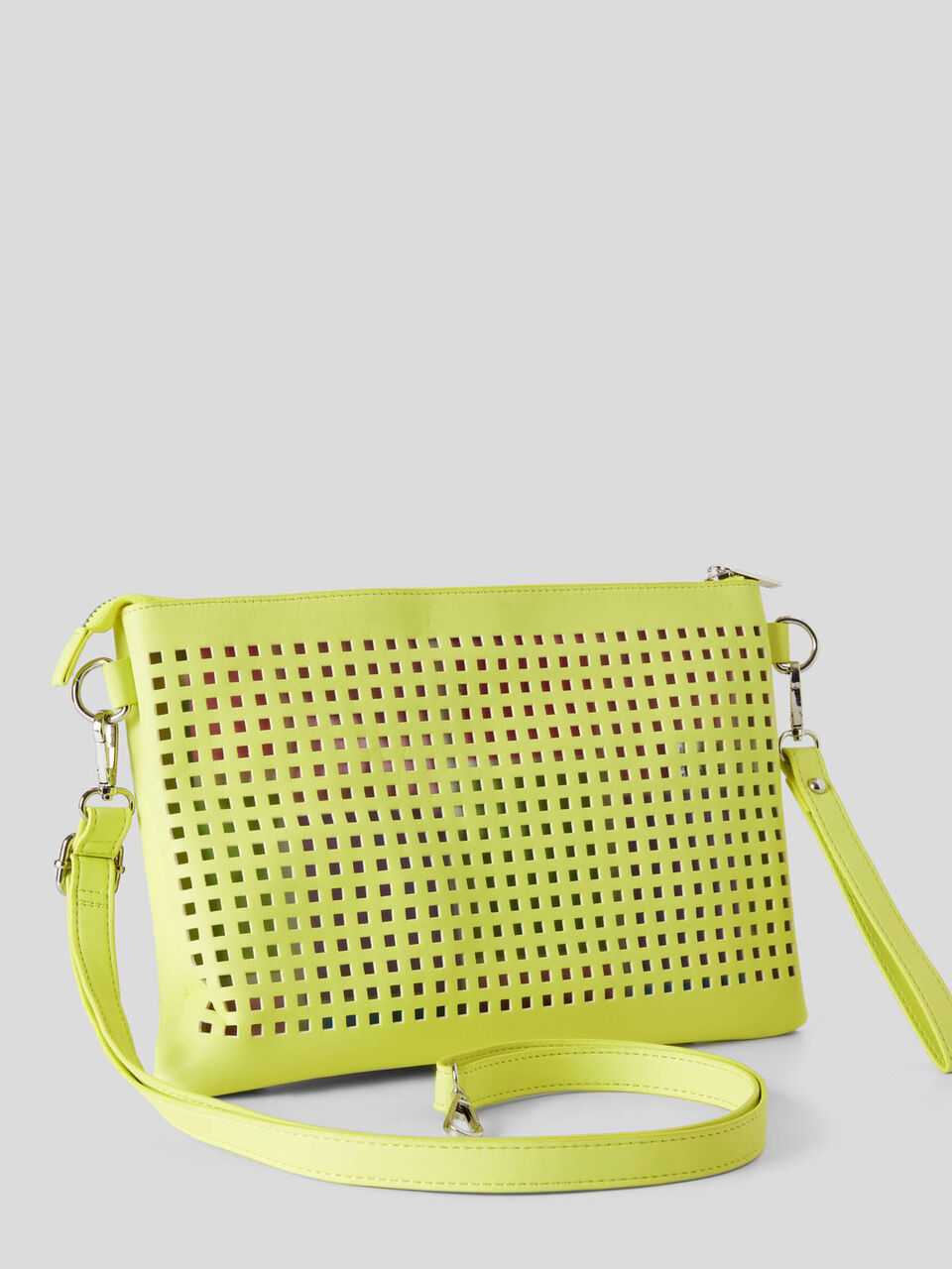 Borsa traforata con pochette estraibile image number 2