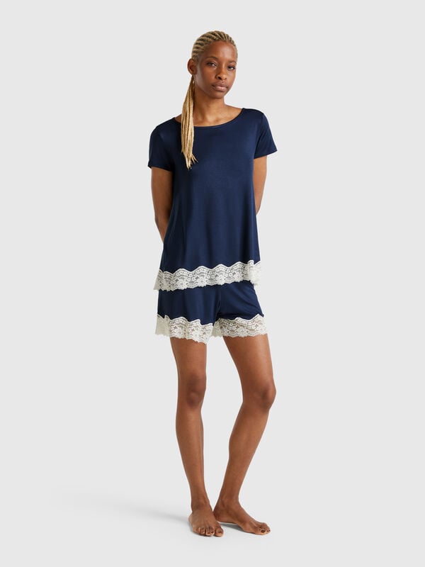 Shorts fluidi con pizzo Donna