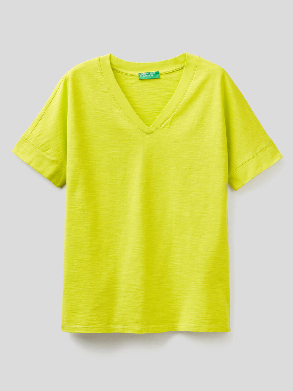 T-shirt con scollo a V 100% cotone image number 1