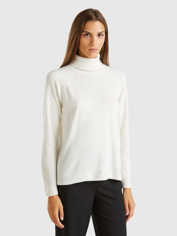 Maglione dolcevita panna in misto lana e cashmere Donna