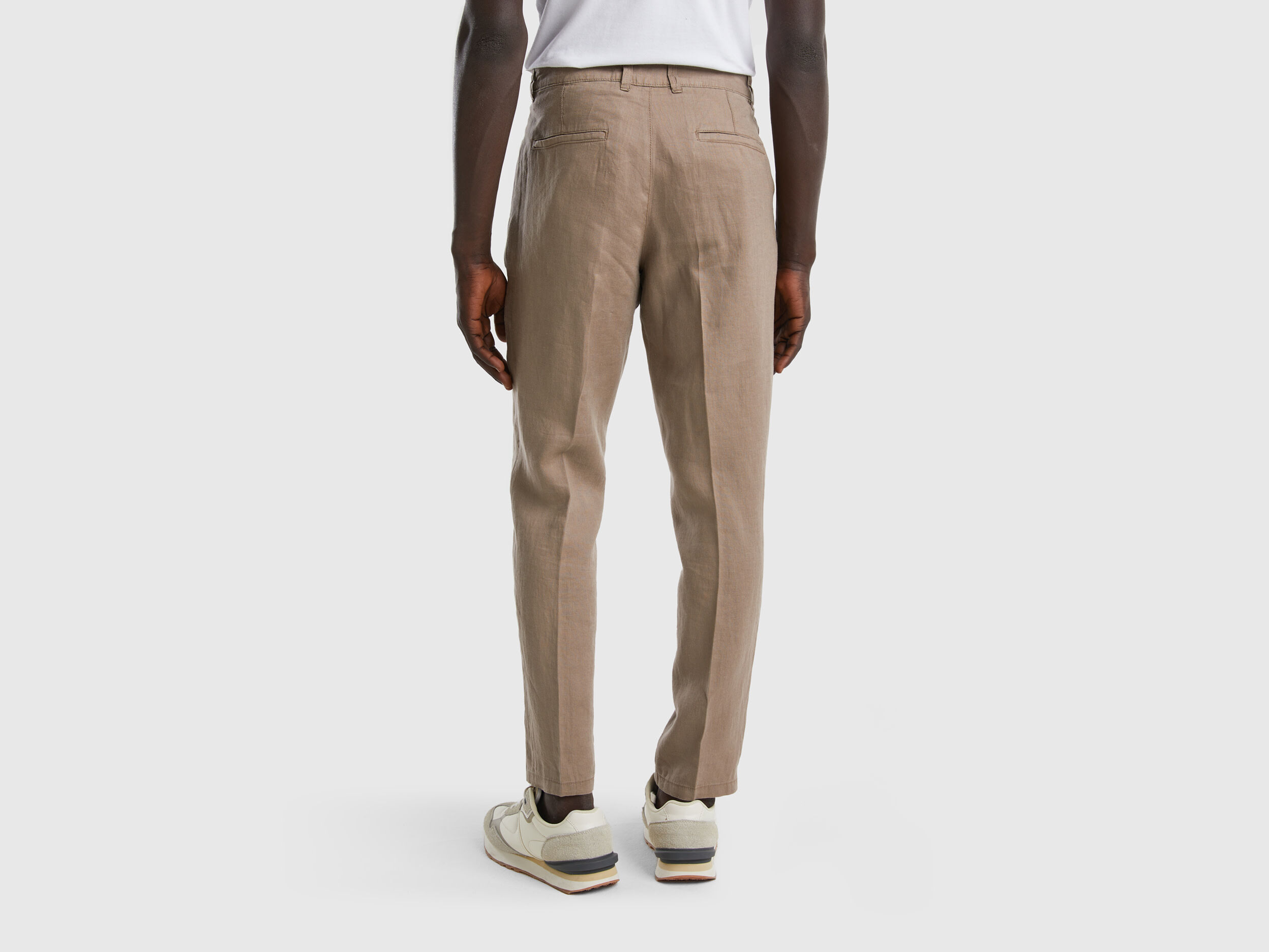 Chino in puro lino Tortora Uomo Benetton