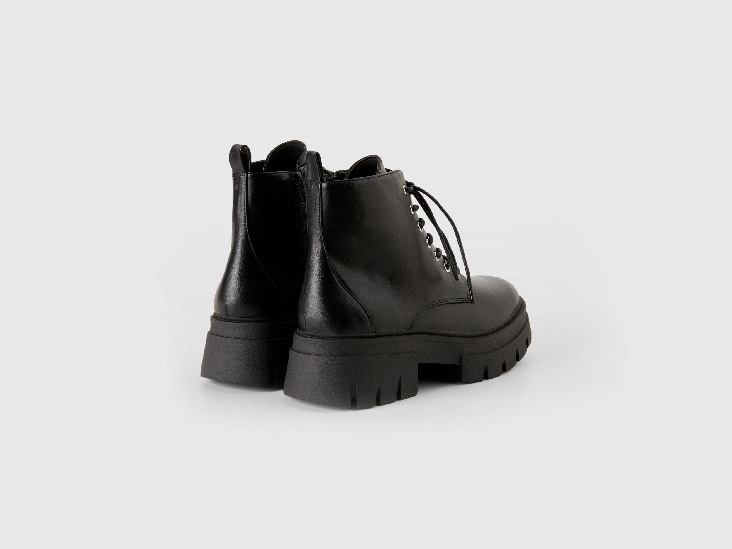 Anfibi stringati Nero Donna Benetton