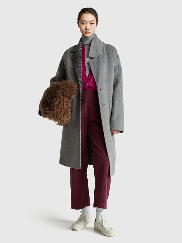 Pantaloni straight in velluto Pantaloni straight in velluto Donna