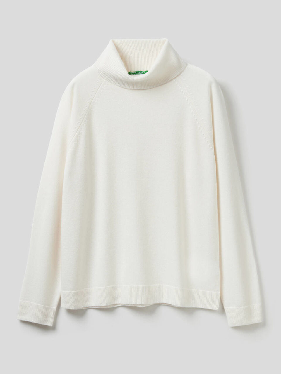 Maglione dolcevita in misto lana e cashmere image number 1