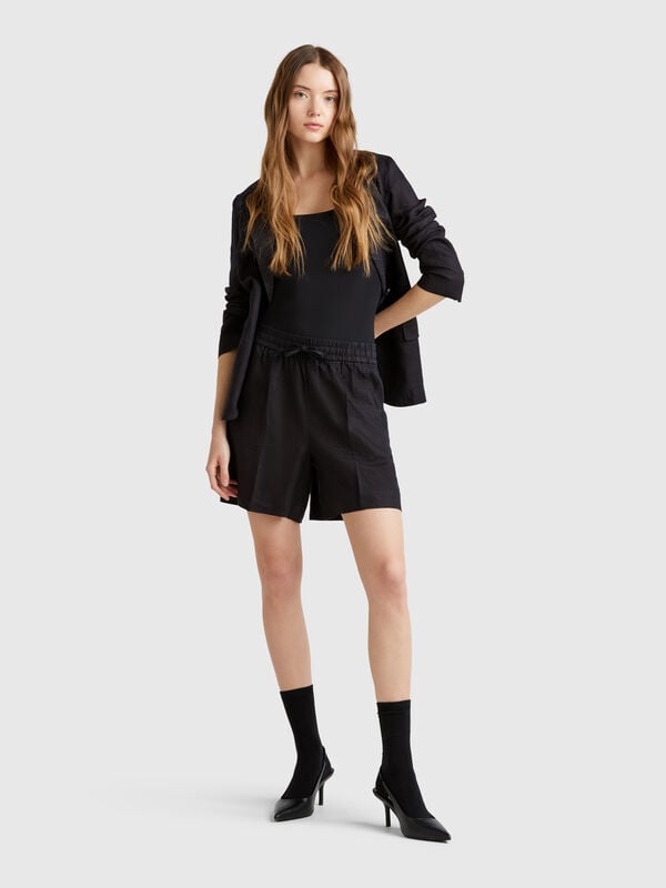 Shorts in puro lino con coulisse Donna
