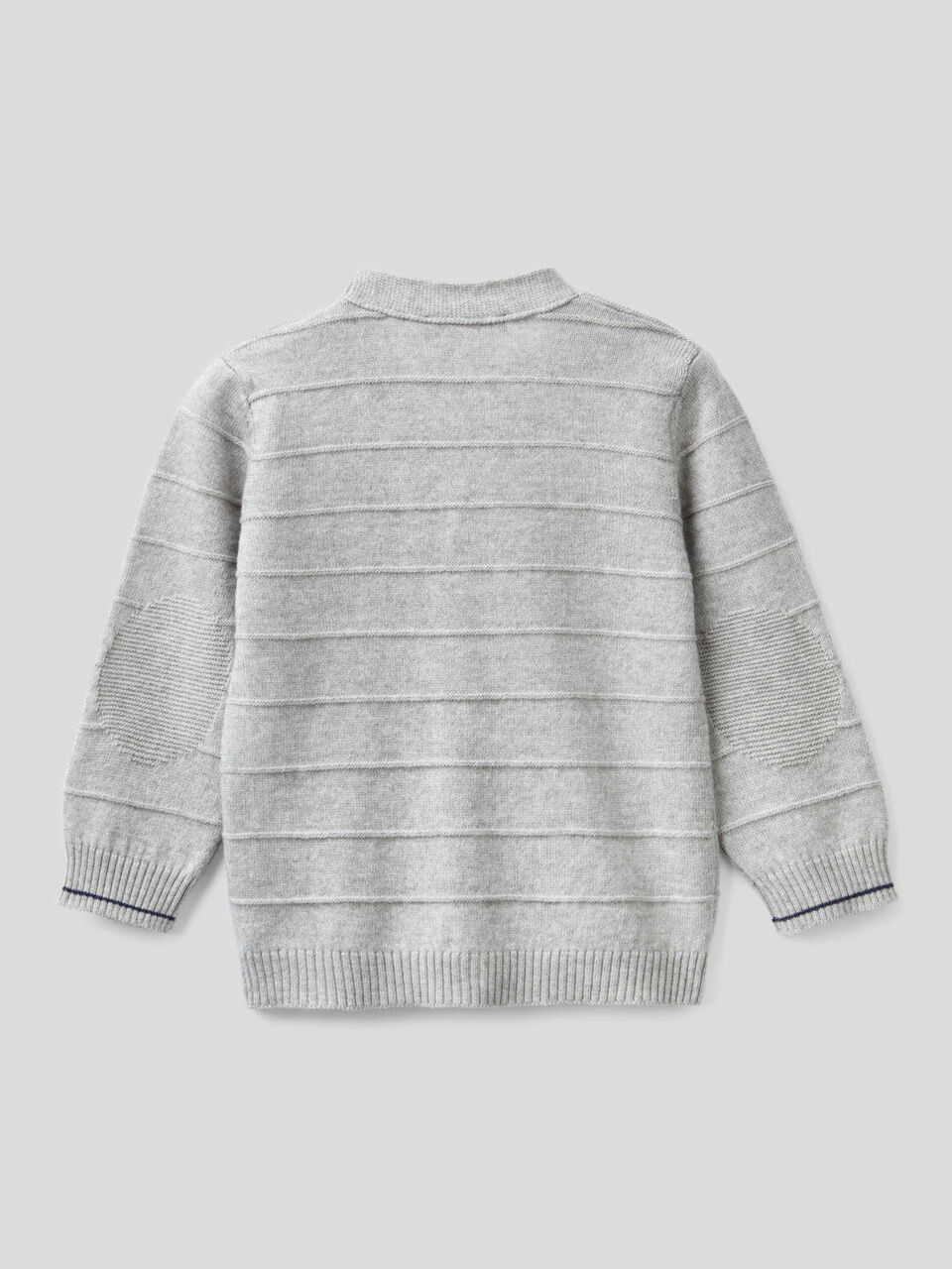 Cardigan lavorato con scollo a V image number 2