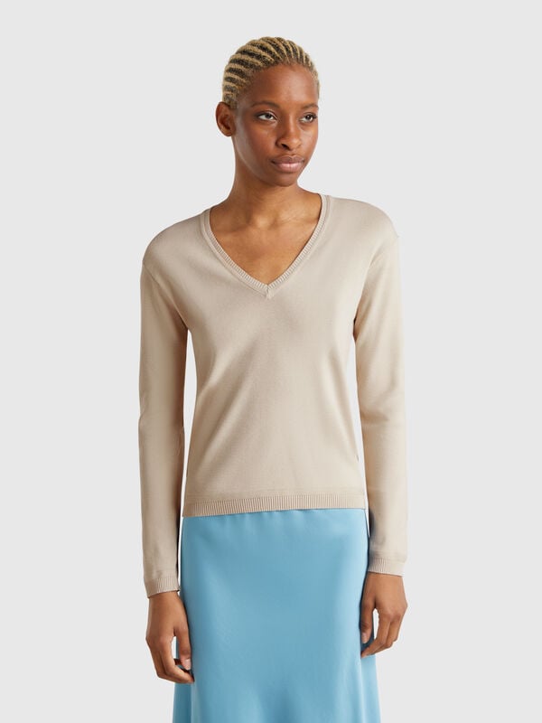 Maglia beige con scollo a V Donna