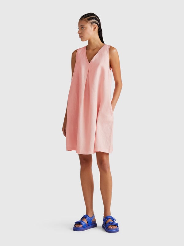 Vestito smanicato in puro lino Donna