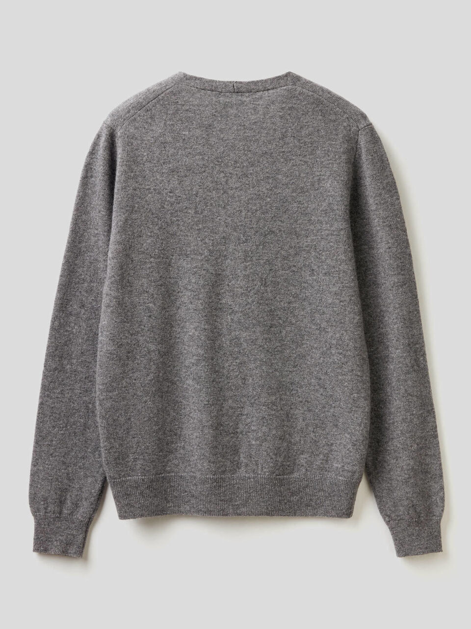 Cardigan scollo a V in pura lana vergine image number 2