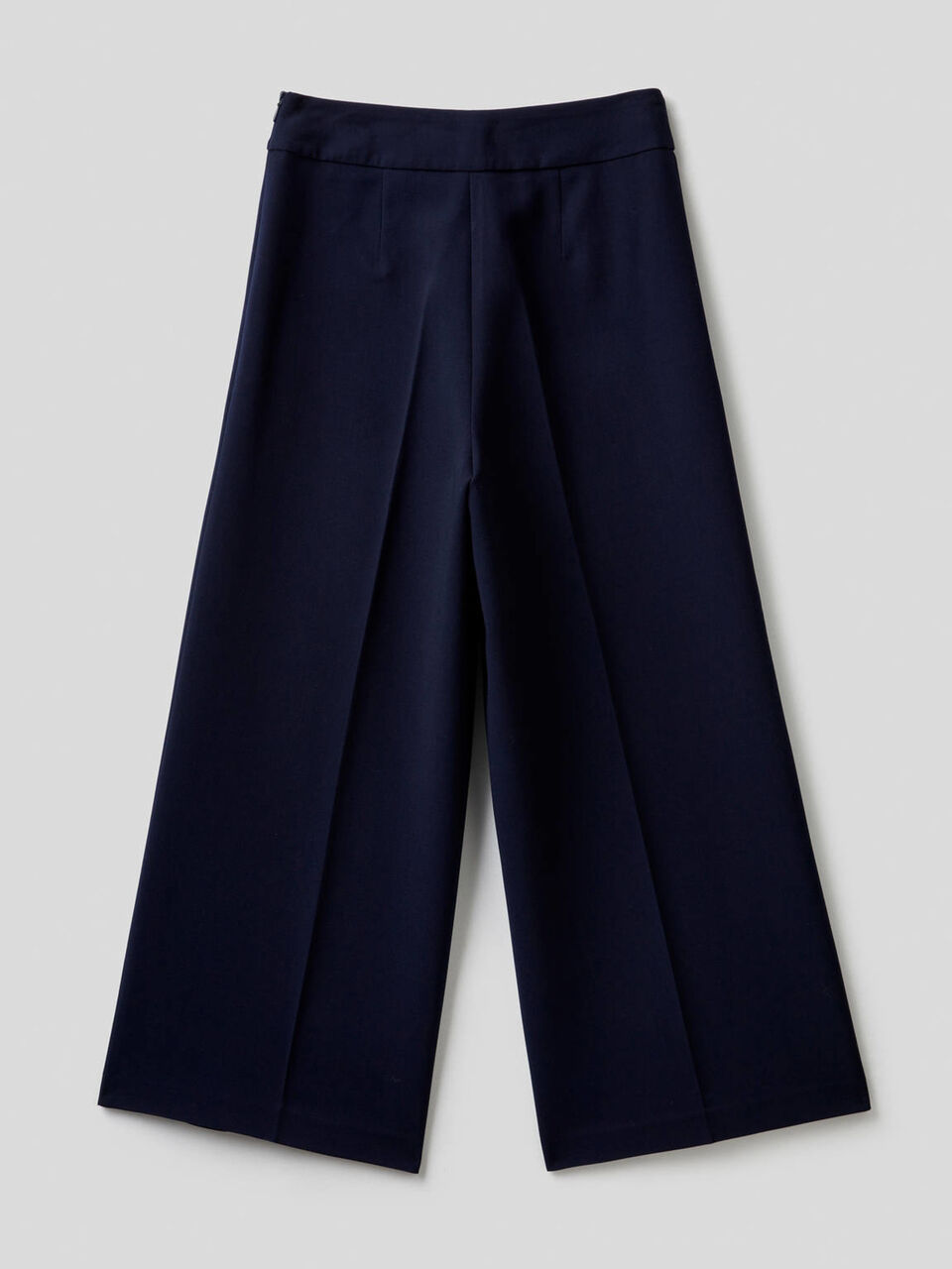 Pantaloni cropped a gamba ampia image number 2