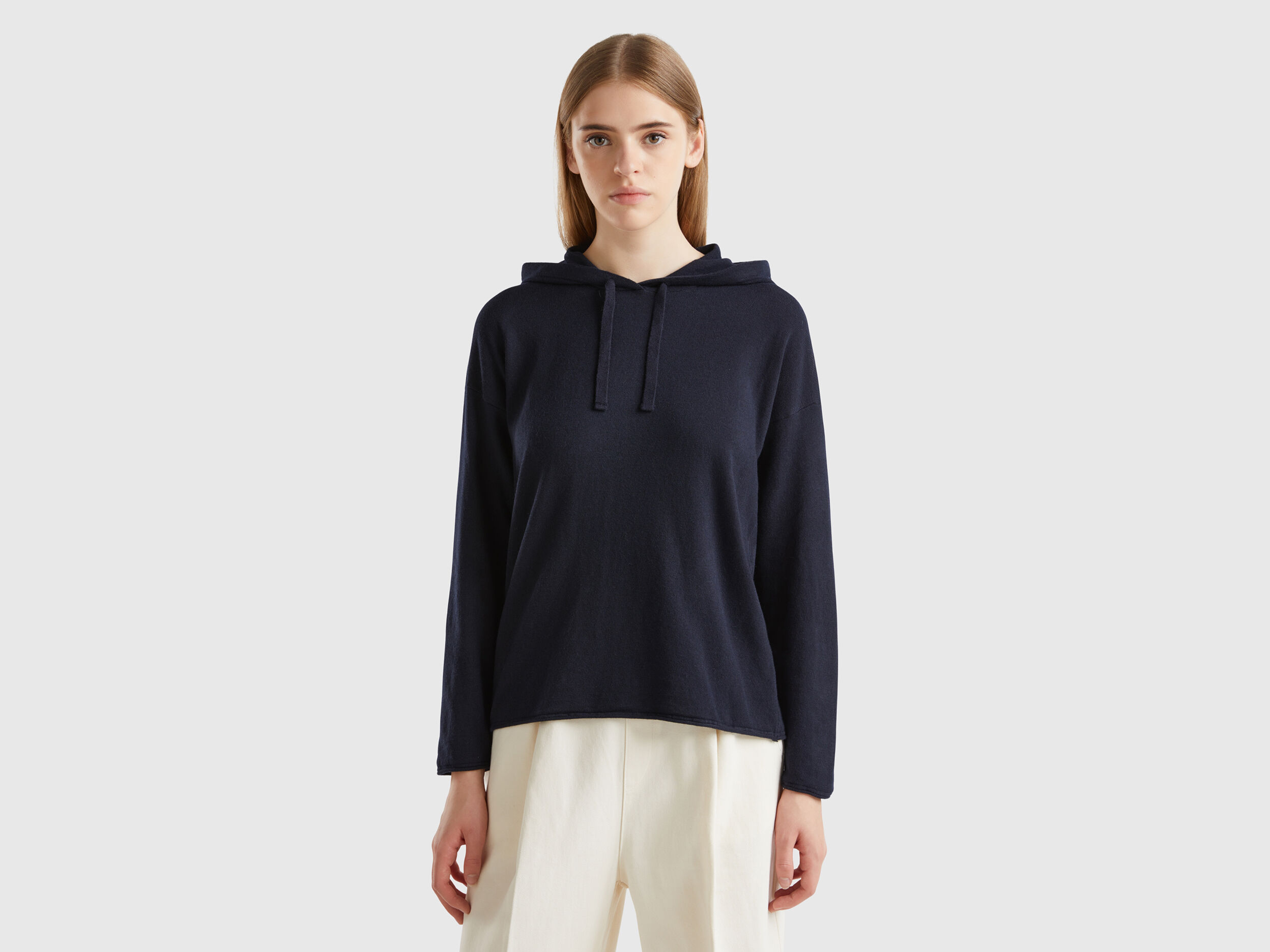 Maglia blu scuro misto cashmere con cappuccio Blu Scuro Benetton