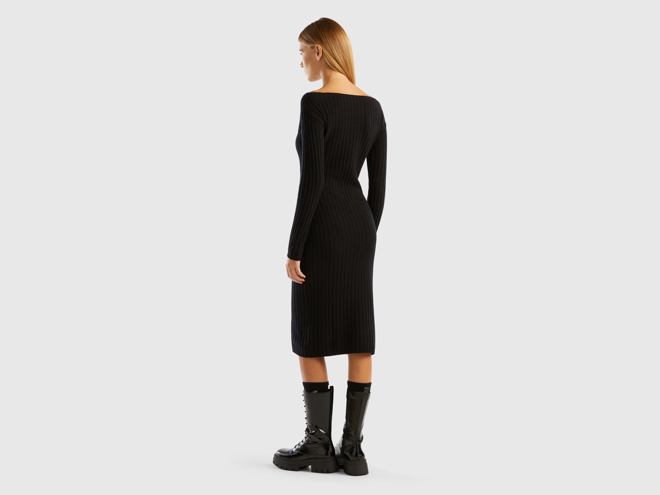 Abito in maglia con scollo a barchetta Nero Donna Benetton