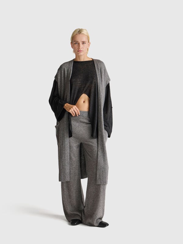 Pantaloni ampi grigio scuro in misto lana e cashmere Pantaloni ampi grigio scuro in misto lana e cashmere Donna