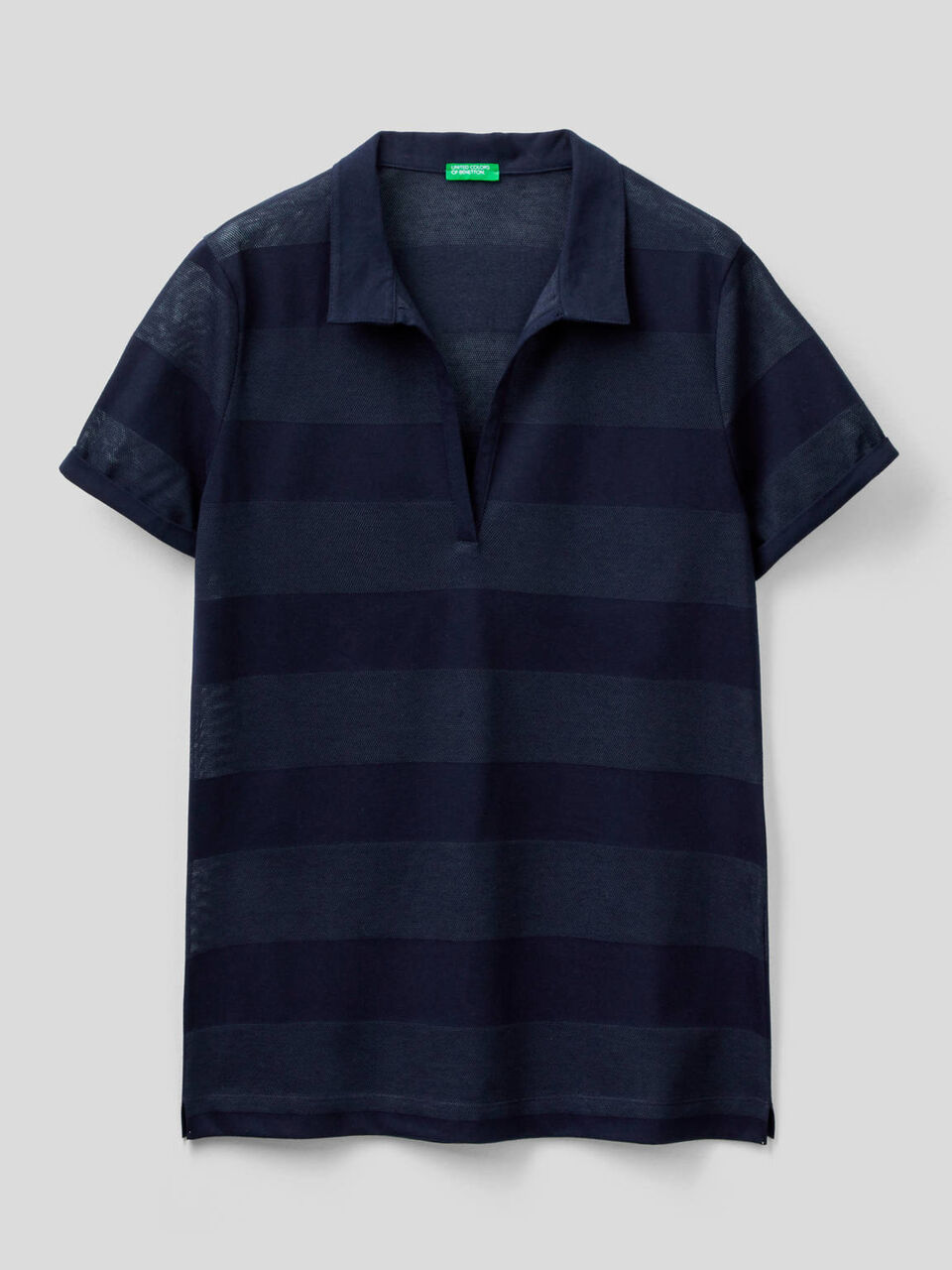 Polo con scollo a V image number 1