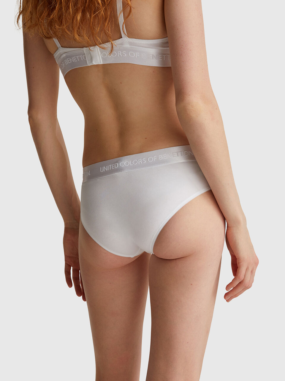 SLIP Donna image number null