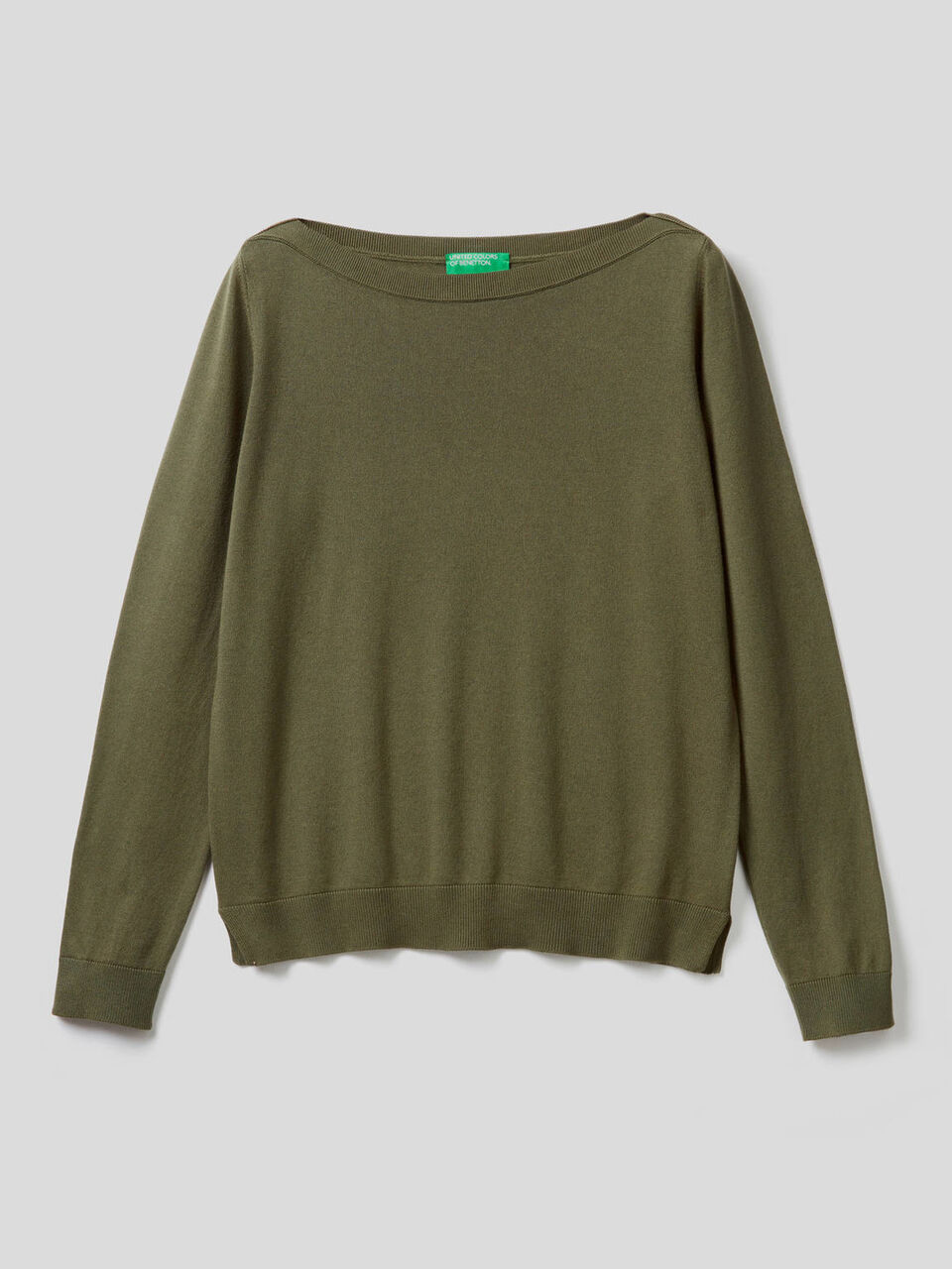 Maglia con scollo a barchetta image number 1