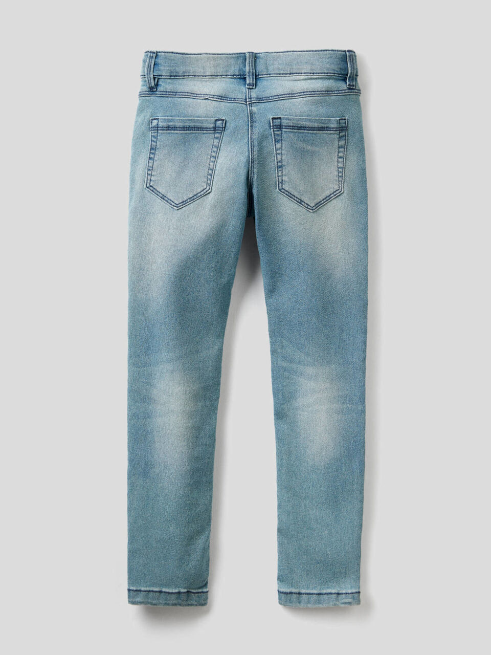 Jeans skinny fit dall'aspetto vissuto image number 2