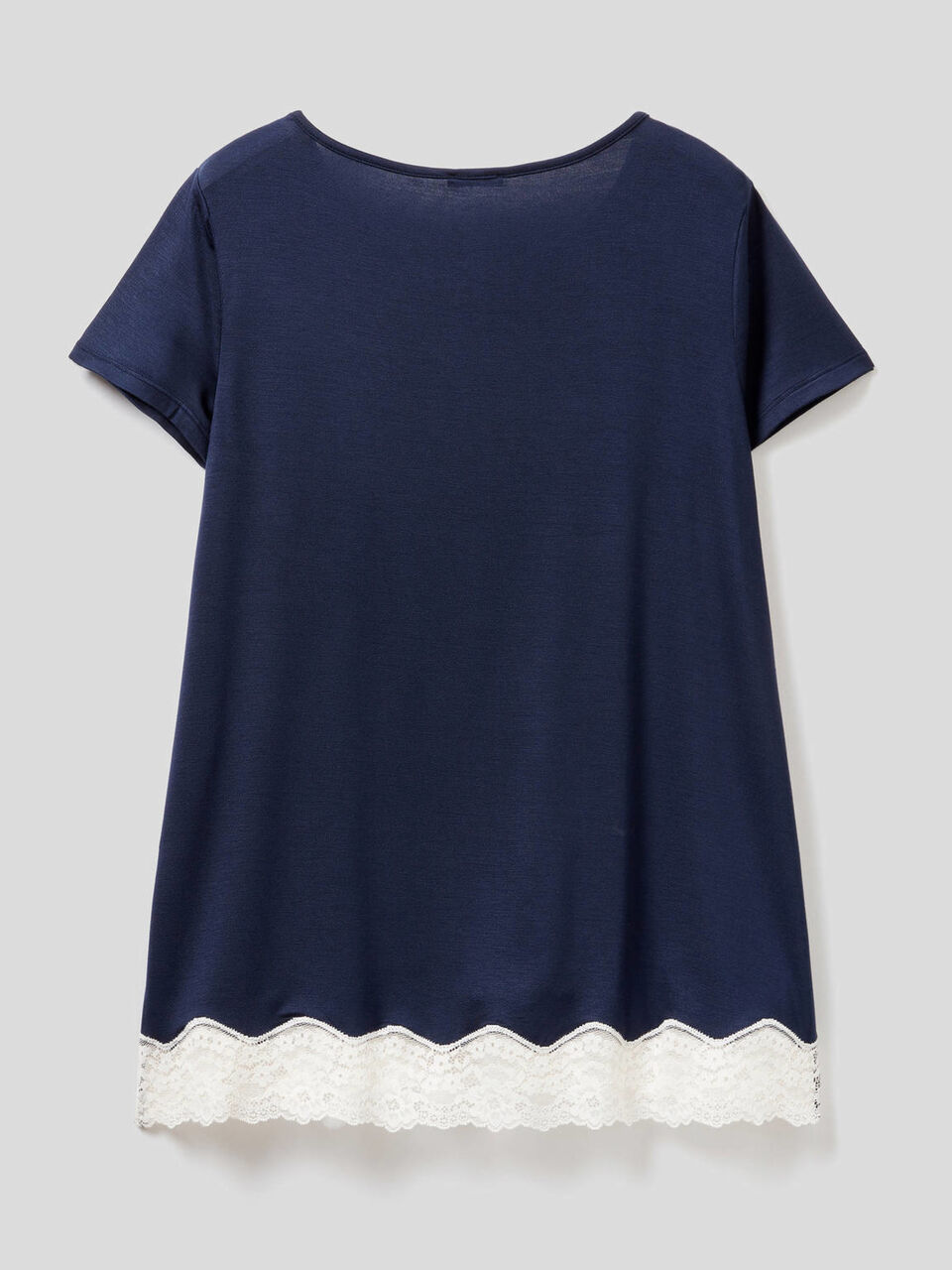 T-shirt fluida a manica corta con pizzo image number 2