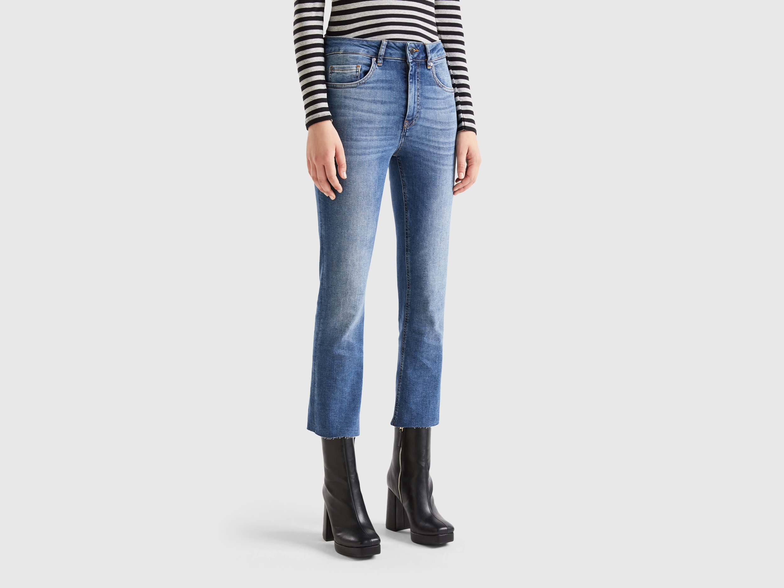 Benetton, Cropped Five-pocket Jeans, size 30, Blue, Women