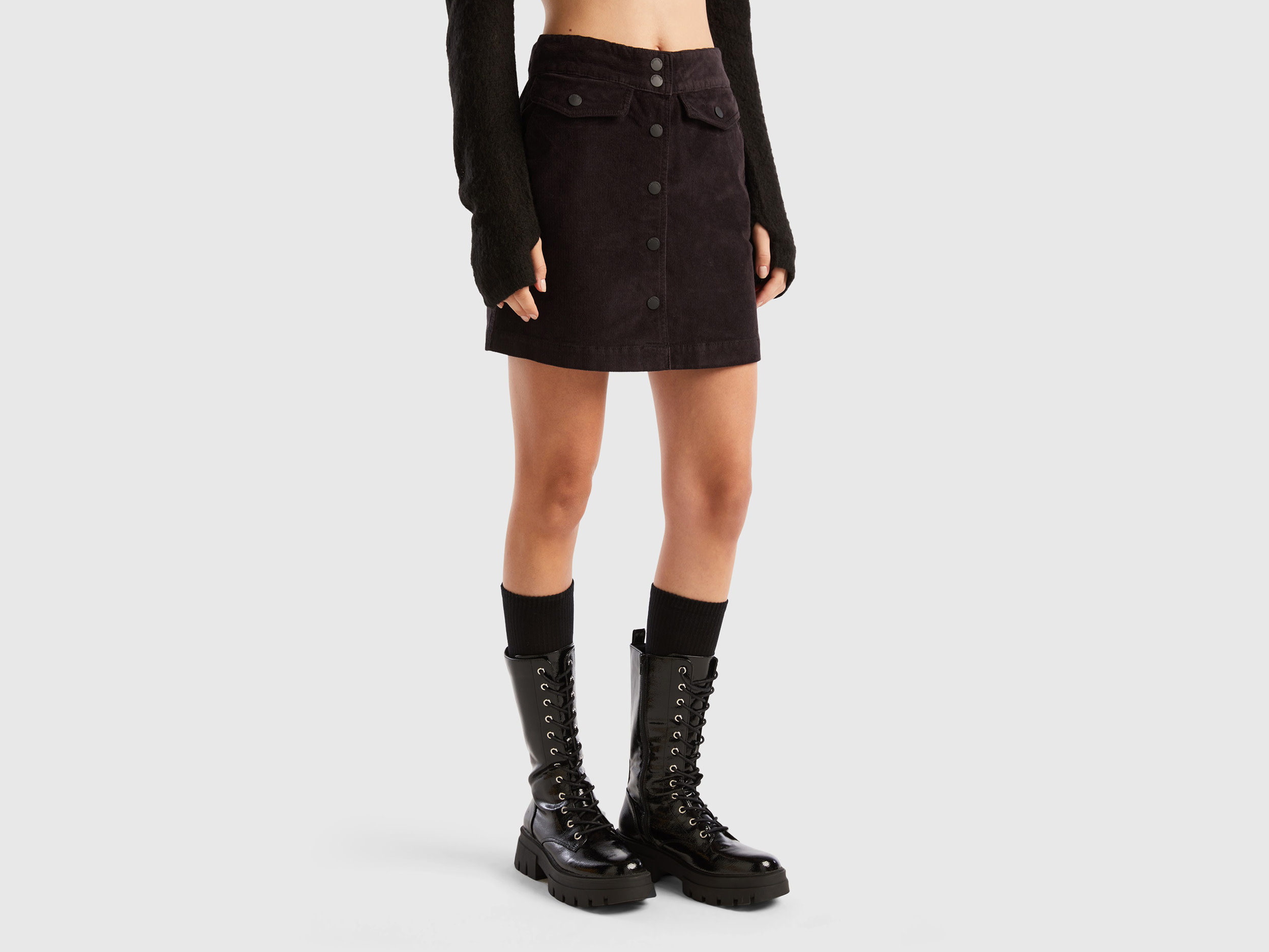 Benetton, Velvet Mini Skirt, size 18, Black, Women