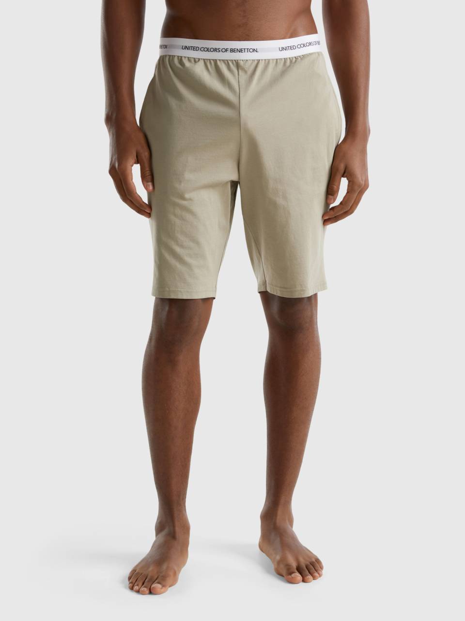 Pantaloni corti 100 cotone Verde Chiaro Uomo Benetton