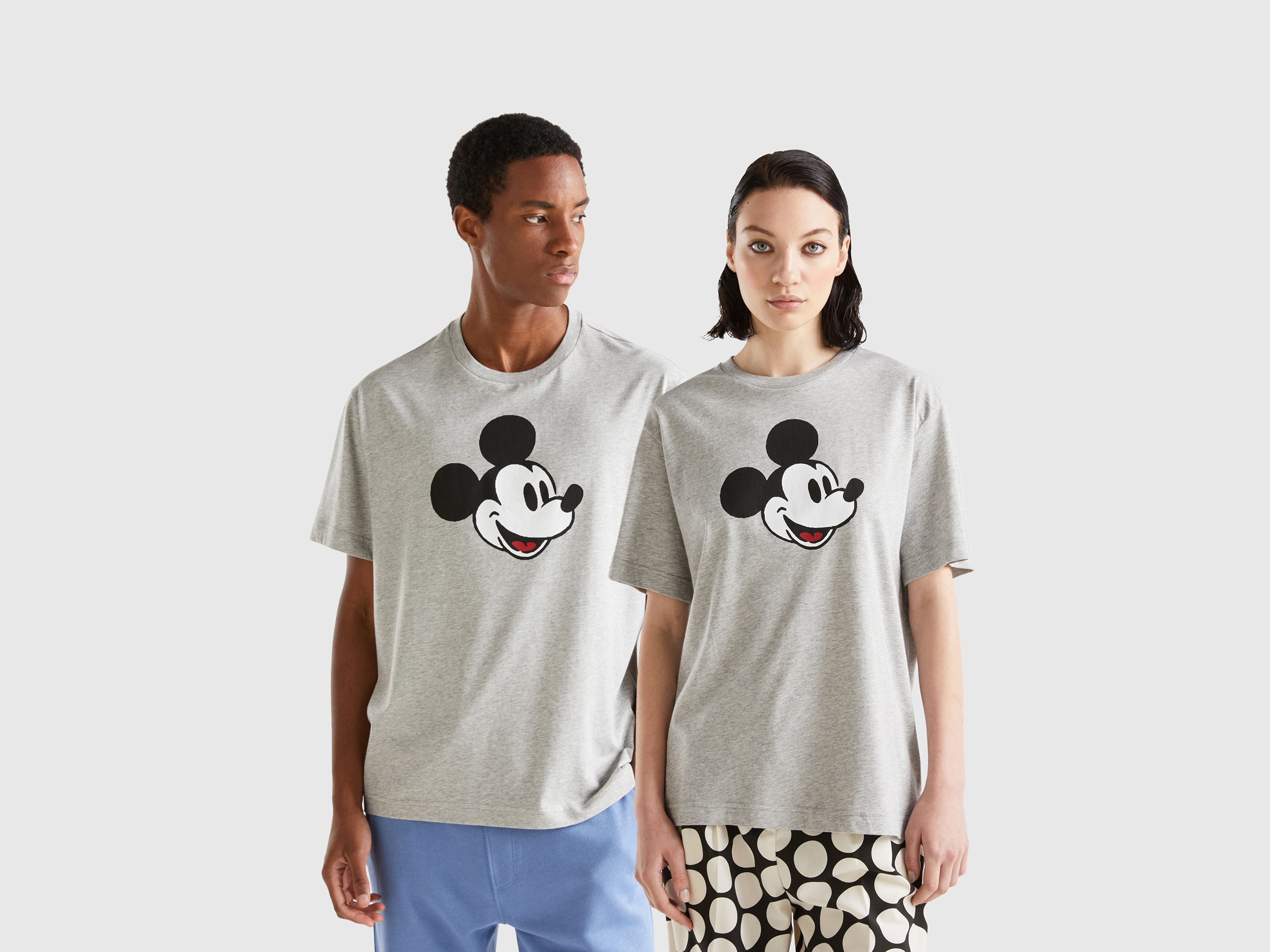 Benetton, Light Gray Mickey Mouse T-shirt, size M, Light Gray, Women